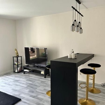 Appartement 85M2 La Defense, Free Parking,Balcony Курбевуа Экстерьер фото