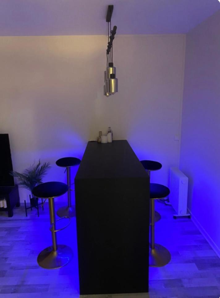 Appartement 85M2 La Defense, Free Parking,Balcony Курбевуа Экстерьер фото